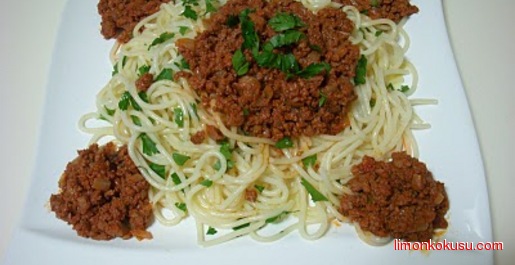 Bolonez Soslu Spagetti Tarifi