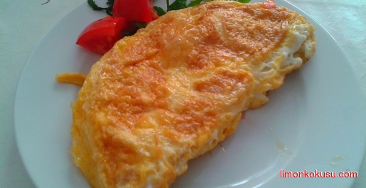 Kaşarlı Omlet Tarifi