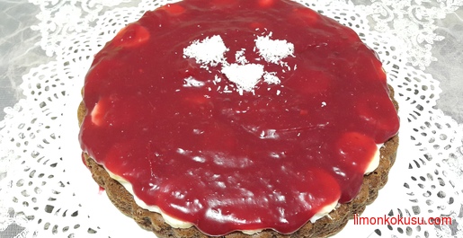 Vişne Soslu Tart Kek Tarifi