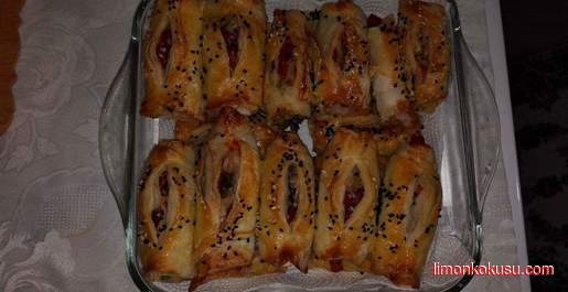 Kıymalı Kayık Börek Tarifi