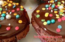 Renkli Şekerlemeli Muffin Tarifi