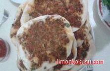 Ev Yapımı Lahmacun Tarifi